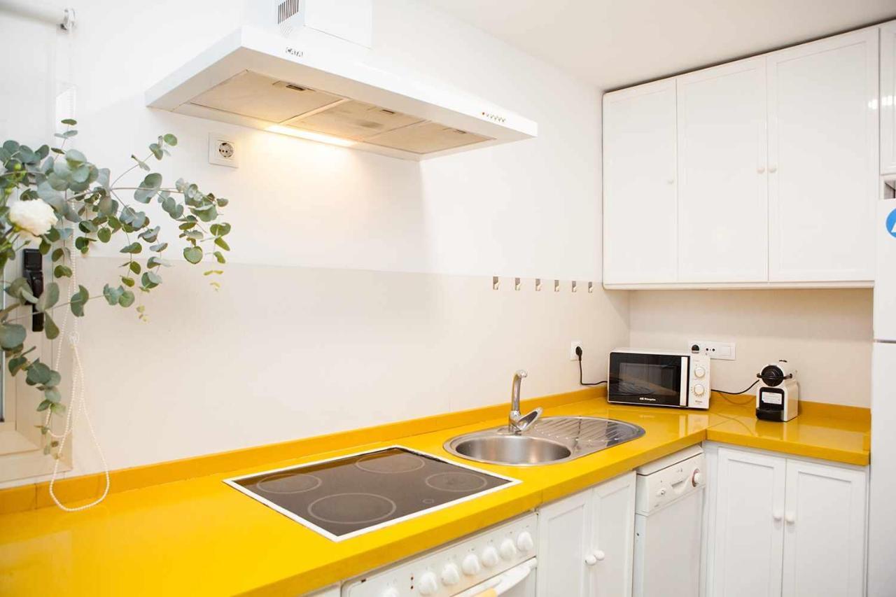 Charming Apartment With Pool And Garage Sevilla Exteriér fotografie